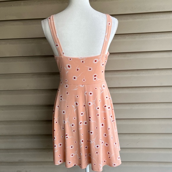 •Altar’d State• Floral Tie Front Sundress - Size Medium - Picture 5 of 8